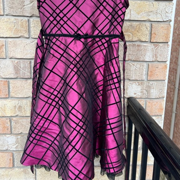 Jona Michelle Dress - Picture 6 of 6